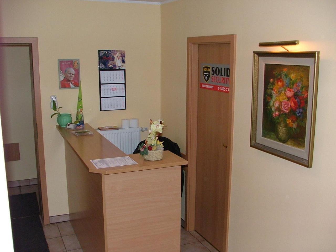 Dom Goscinny Pod Brzozami Poznan Ngoại thất bức ảnh