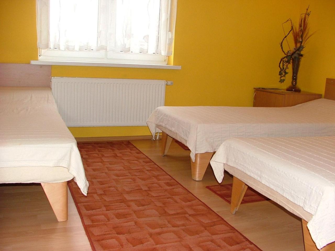Dom Goscinny Pod Brzozami Poznan Ngoại thất bức ảnh
